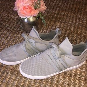 Steve Madden